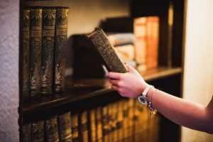 Holdsworth house hotel Wedst Yorkshire bronte book shelf