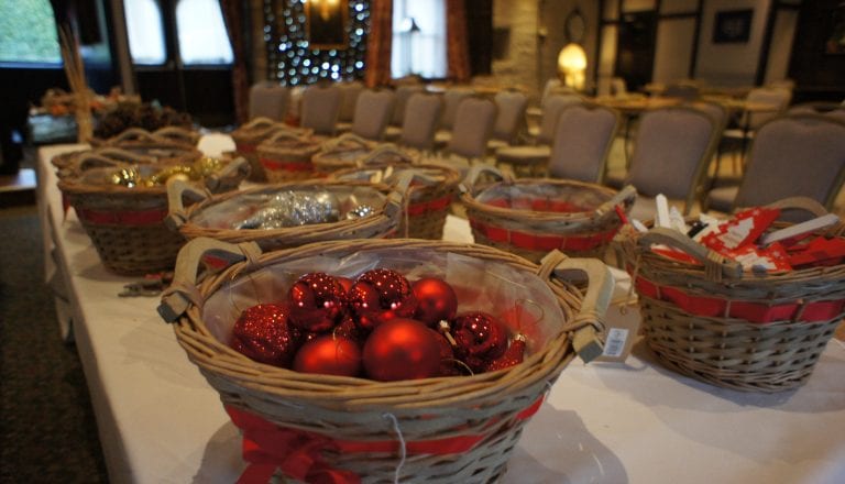 baskets baubles