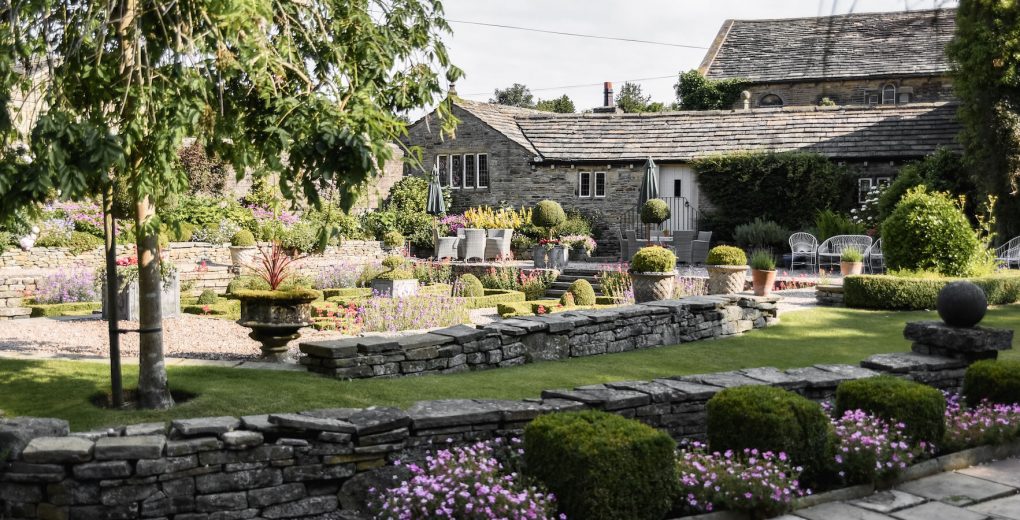 holdsworth house hotel and gardens in halifax