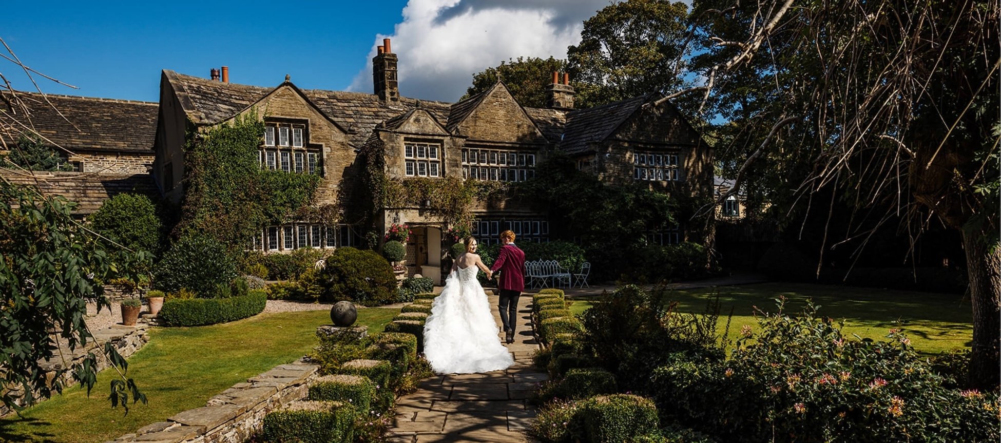 wedding-photography-deal-holdsworth-house-couples