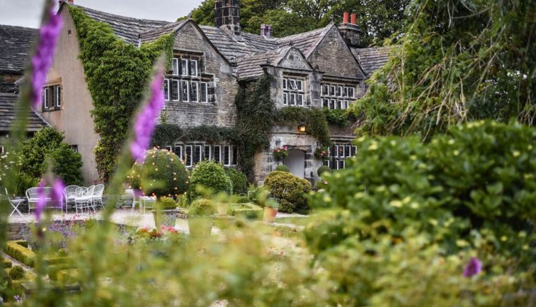 Romantic hotel near Haworth and Bronte Country