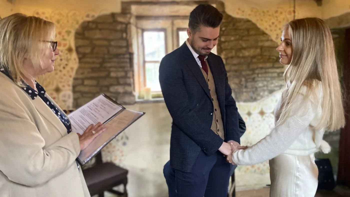 Stone Gazebo ceremony at Holdsworth House