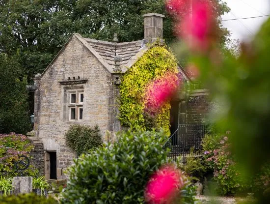 Stone Gazebo ceremony at Holdsworth House