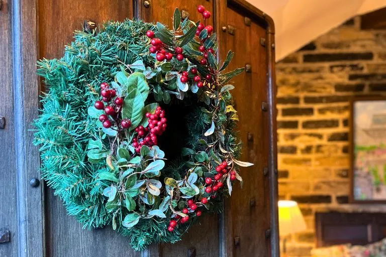 Christmas workshop at Holdsworth House