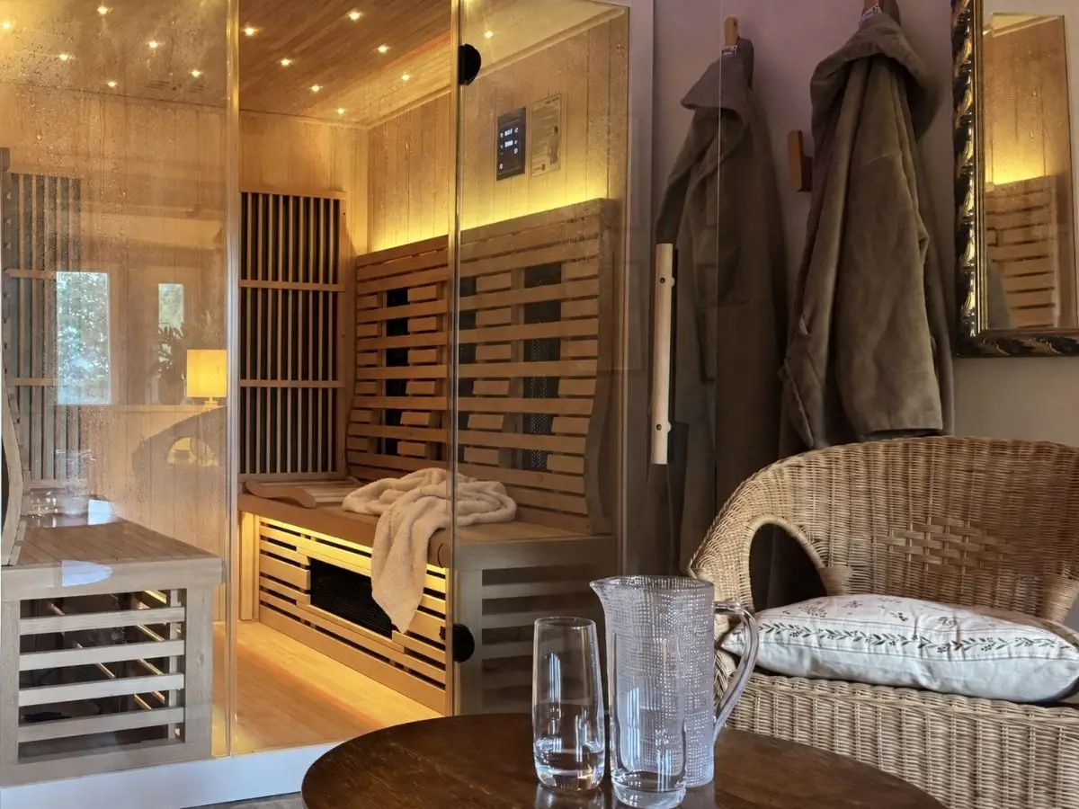 The infrared sauna, the door shut
